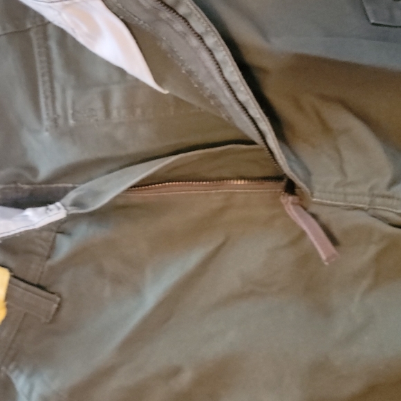 Shorts - Picture 5 of 7